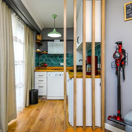 Lovely Flat 500 M To Uskudar Ferry Station Истанбул Екстериор снимка